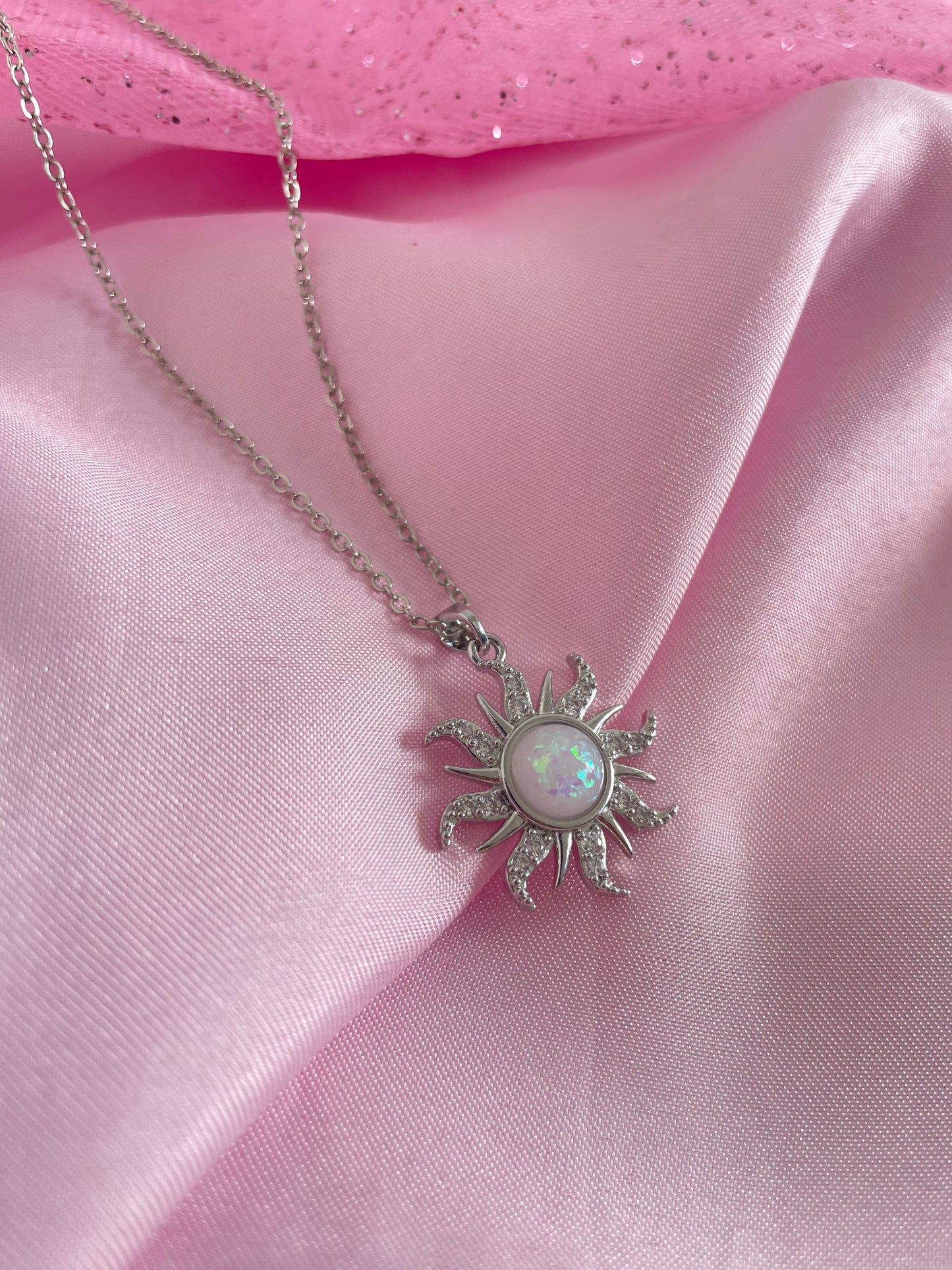 Silver Rapunzel Sun Necklace (pearl white)