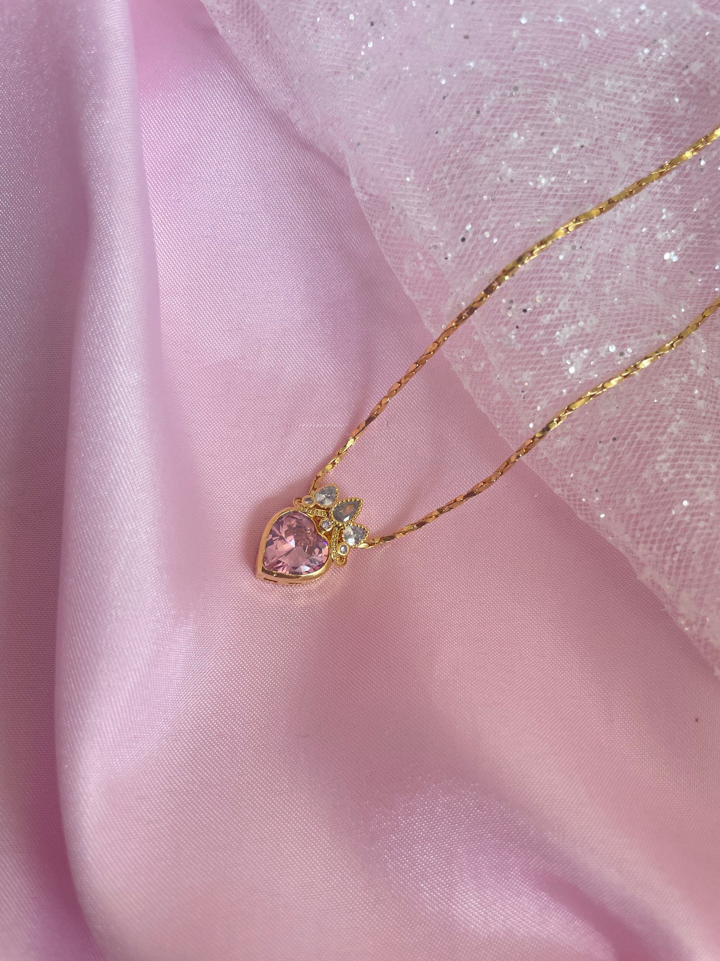 Rapunzel Crown Necklace (pink)