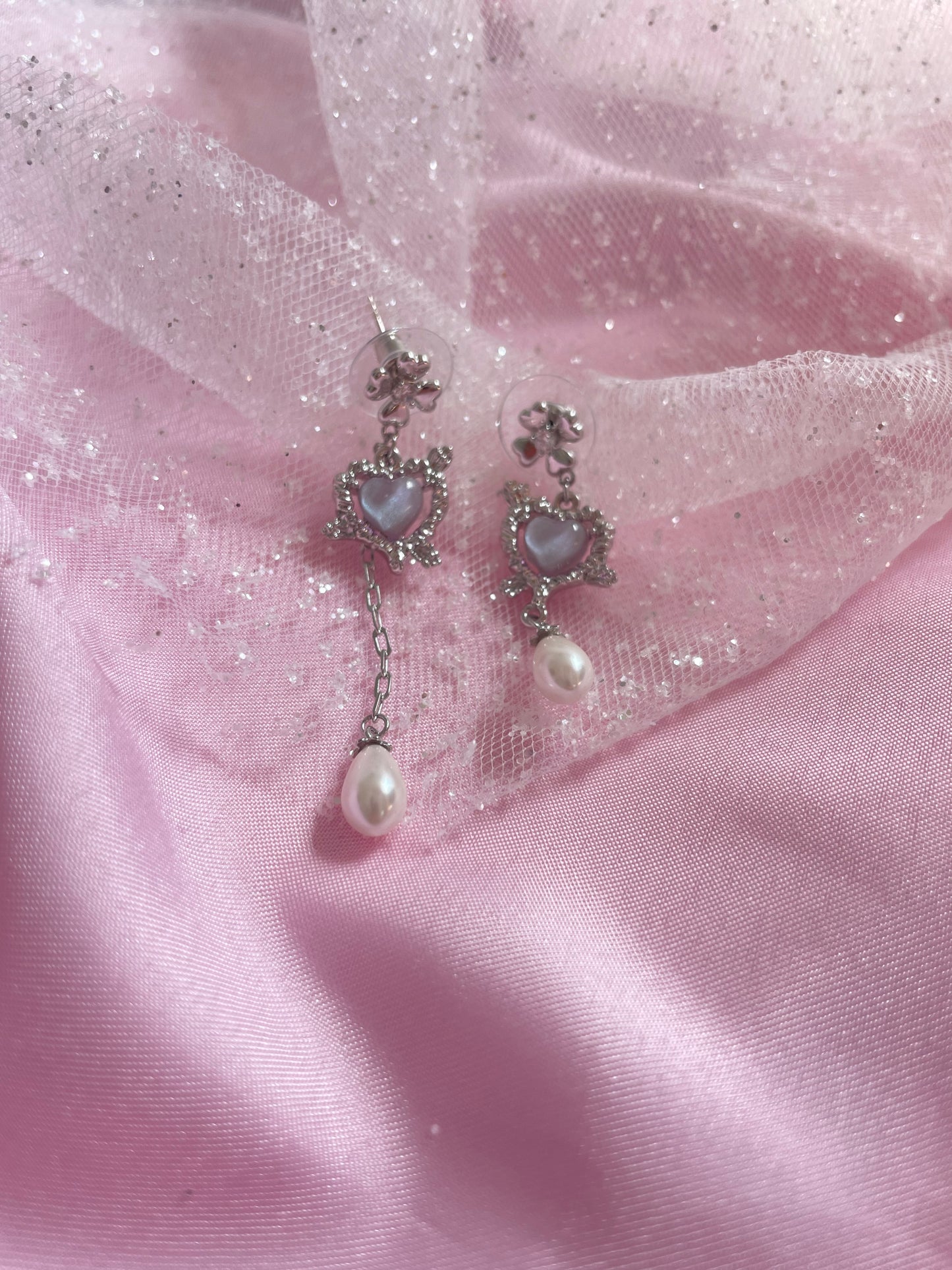 Y2K heart earrings