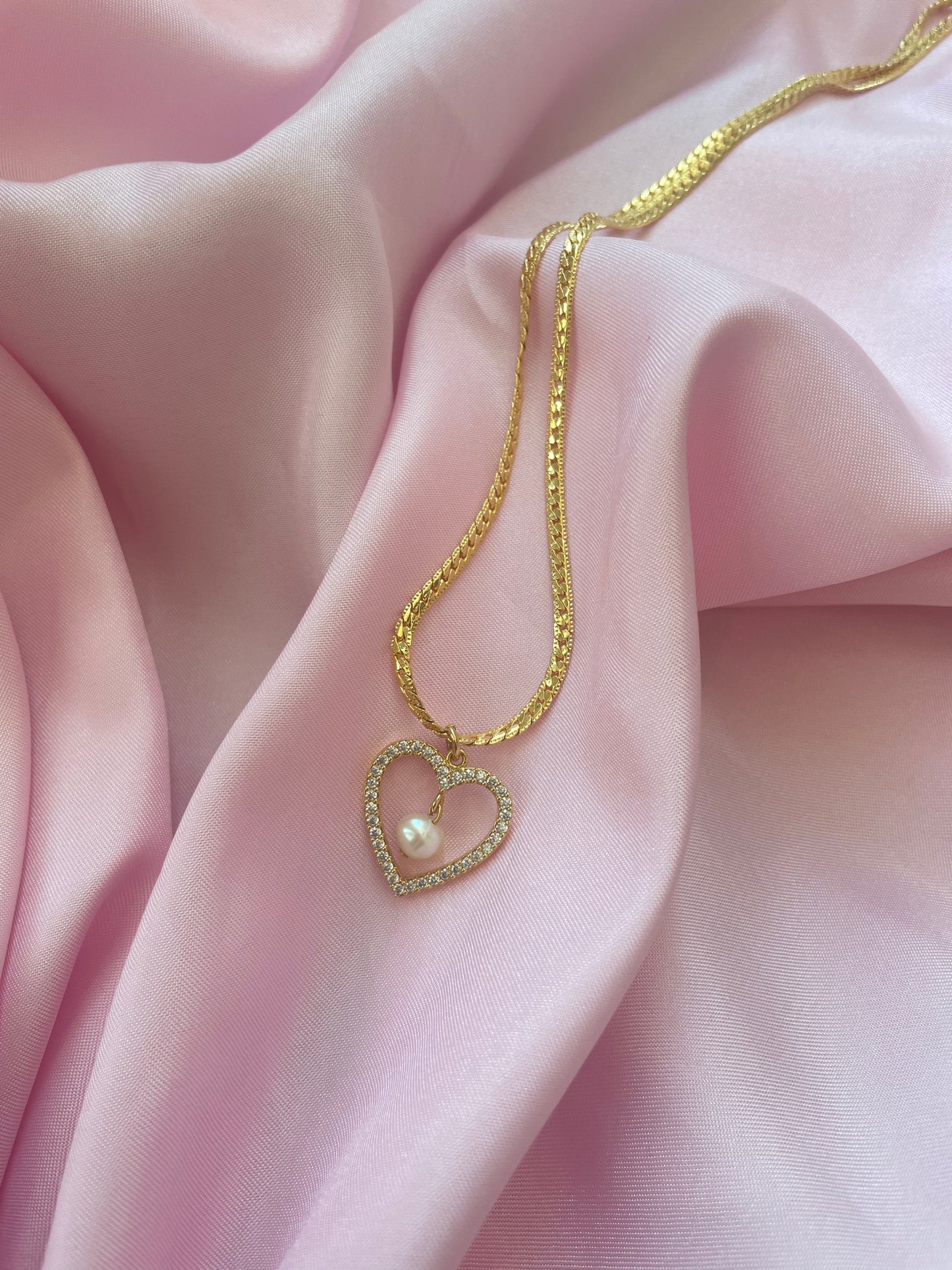 Pearl heart necklace