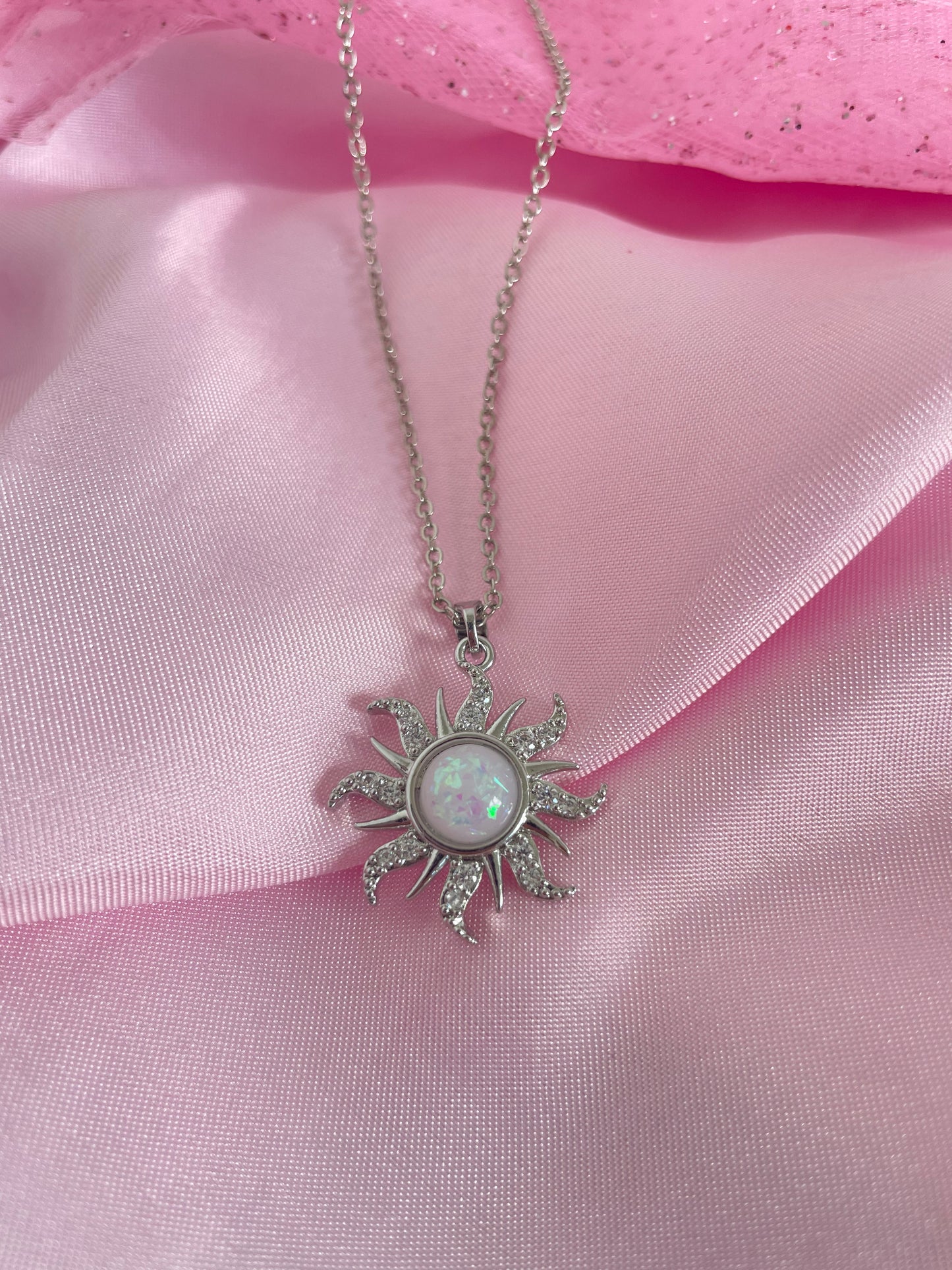 Silver Rapunzel Sun Necklace (pearl white)