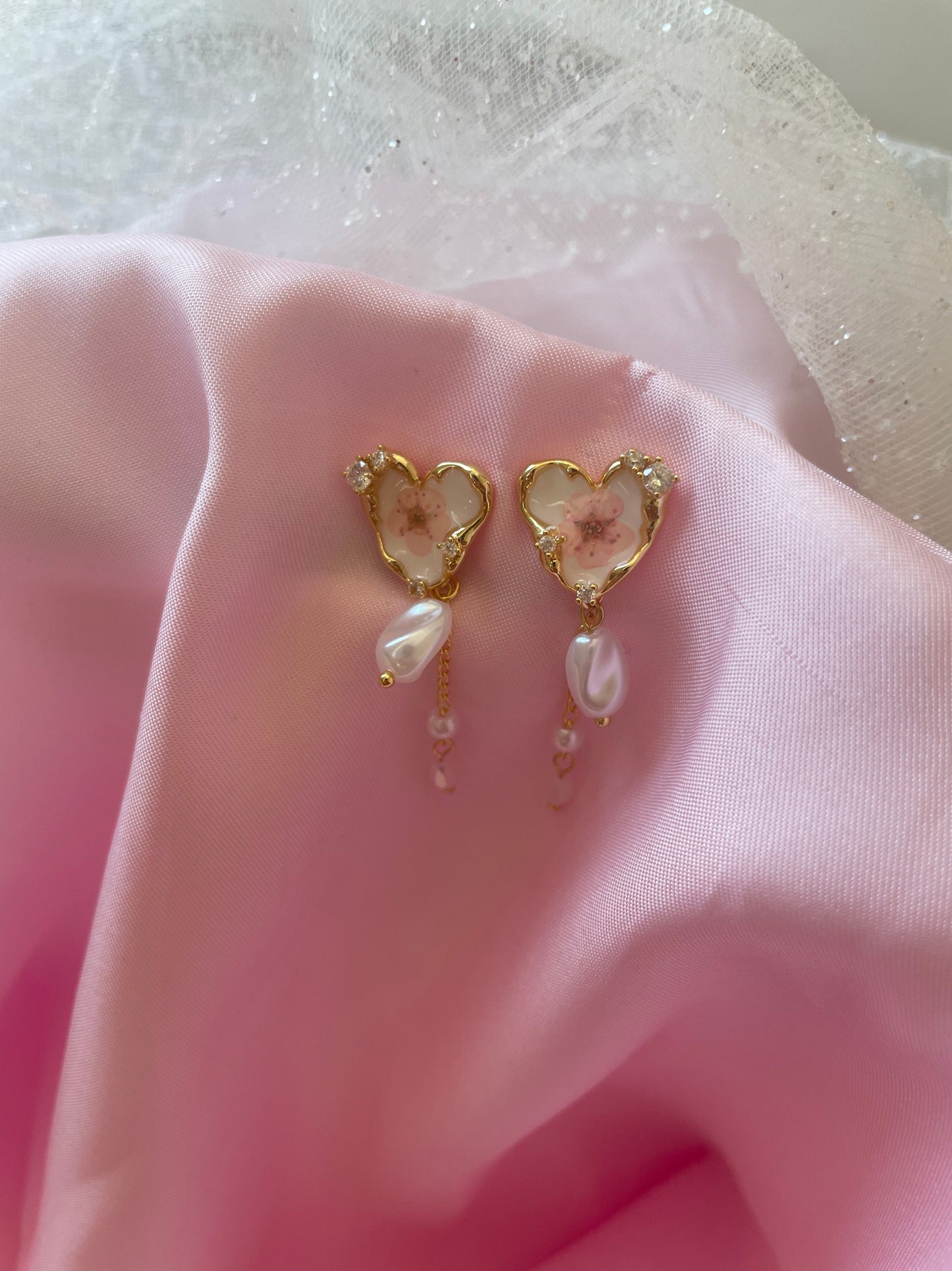 Coquette flower pearl earrings