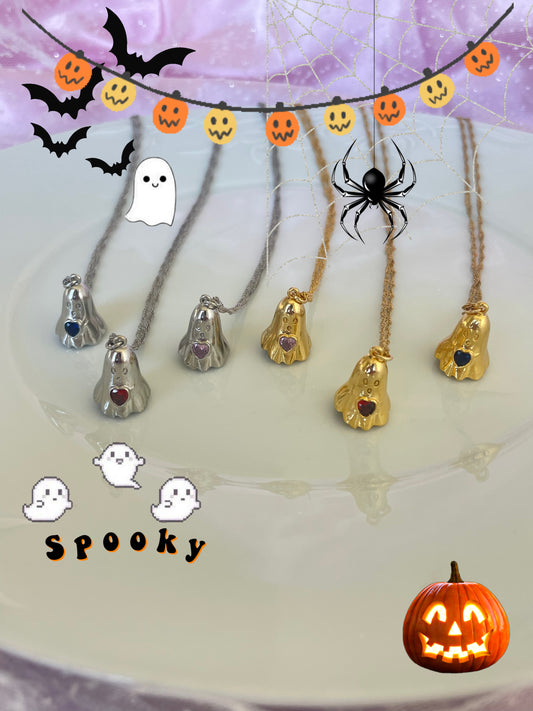 Spooky boo necklace