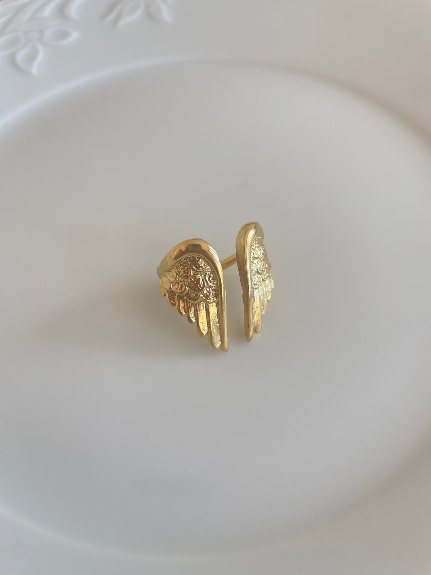 Angel wings ring