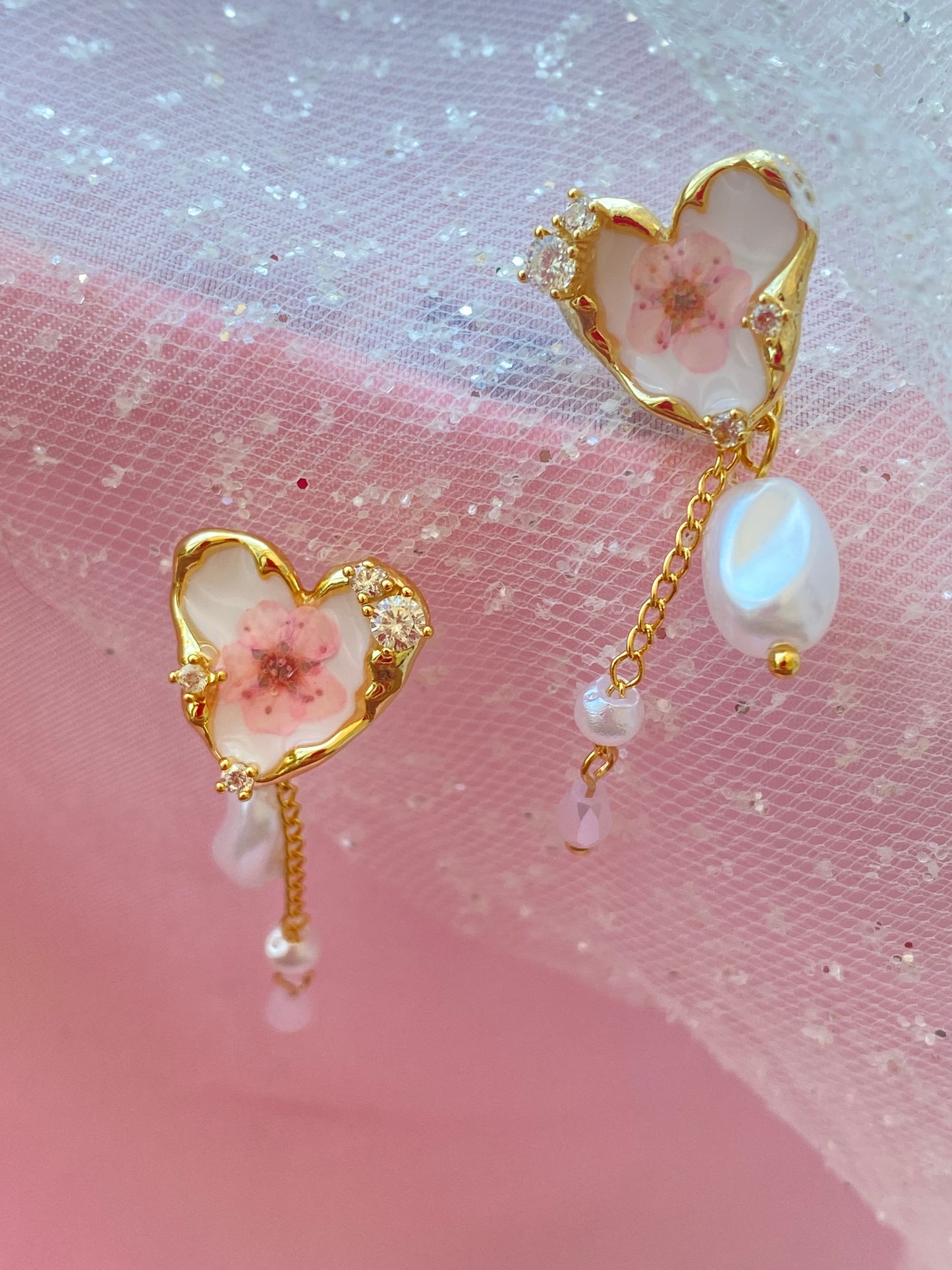 Coquette flower pearl earrings