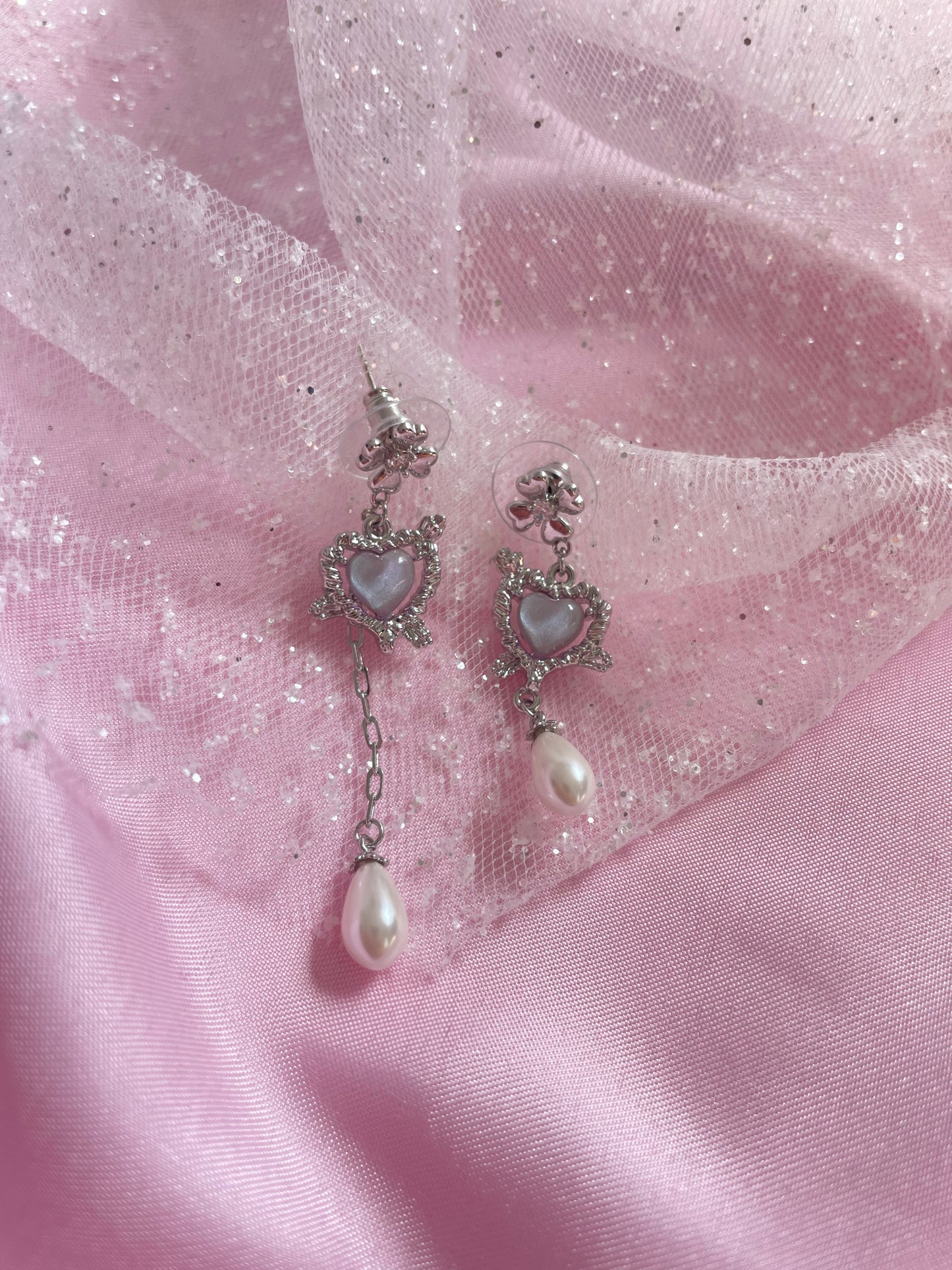 Y2K heart earrings