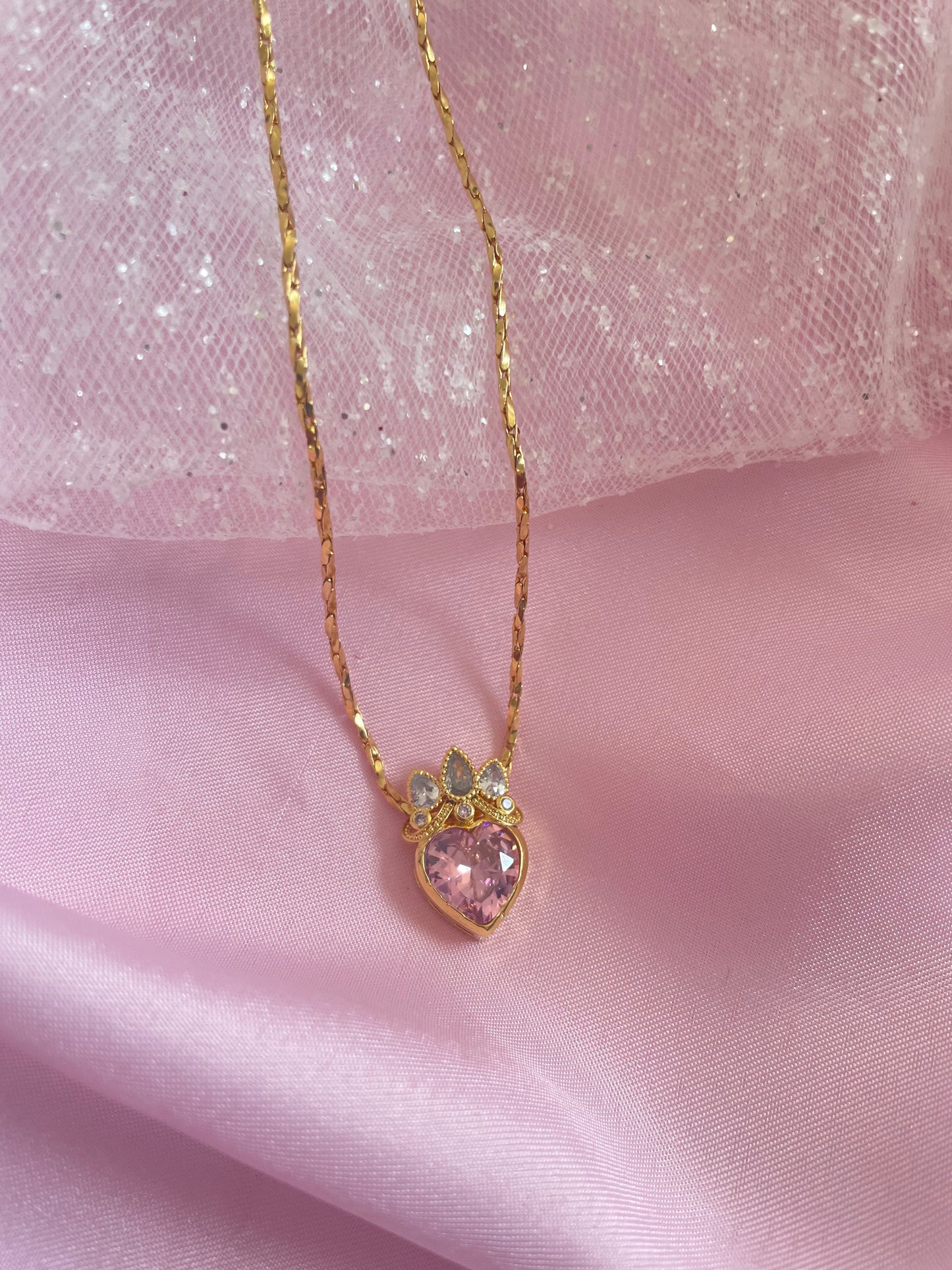 Rapunzel Crown Necklace (pink)