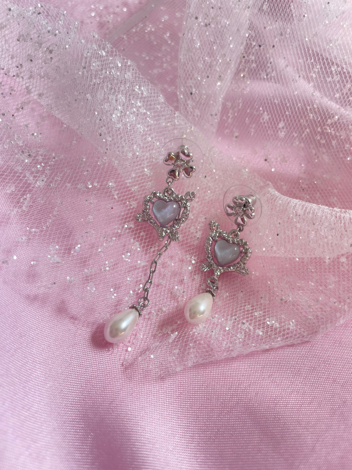 Y2K heart earrings