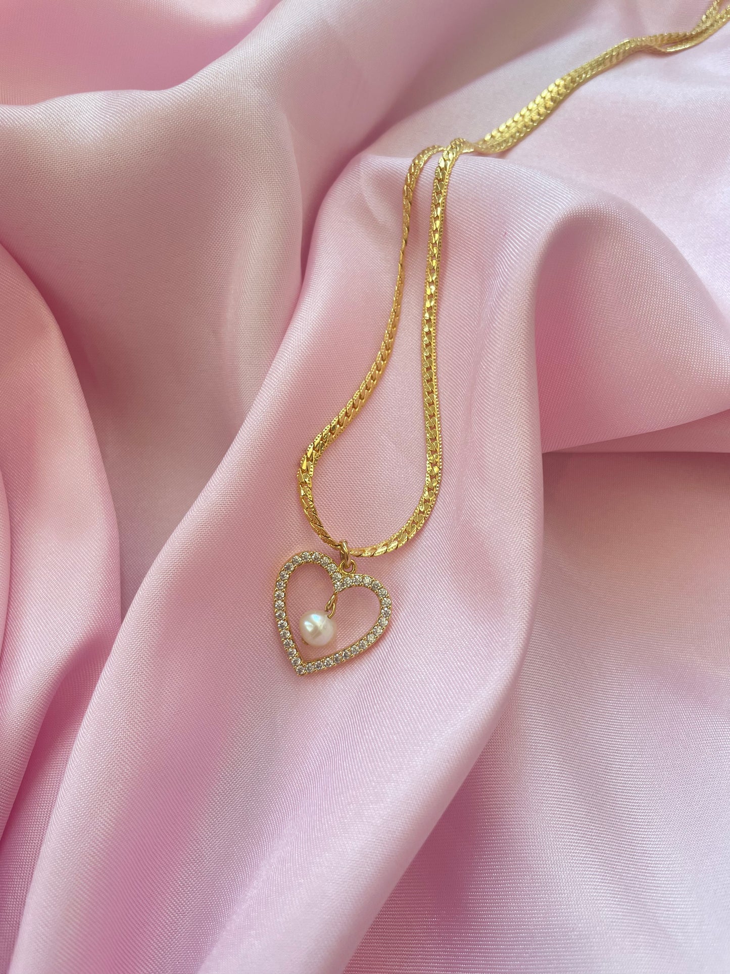 Pearl heart necklace