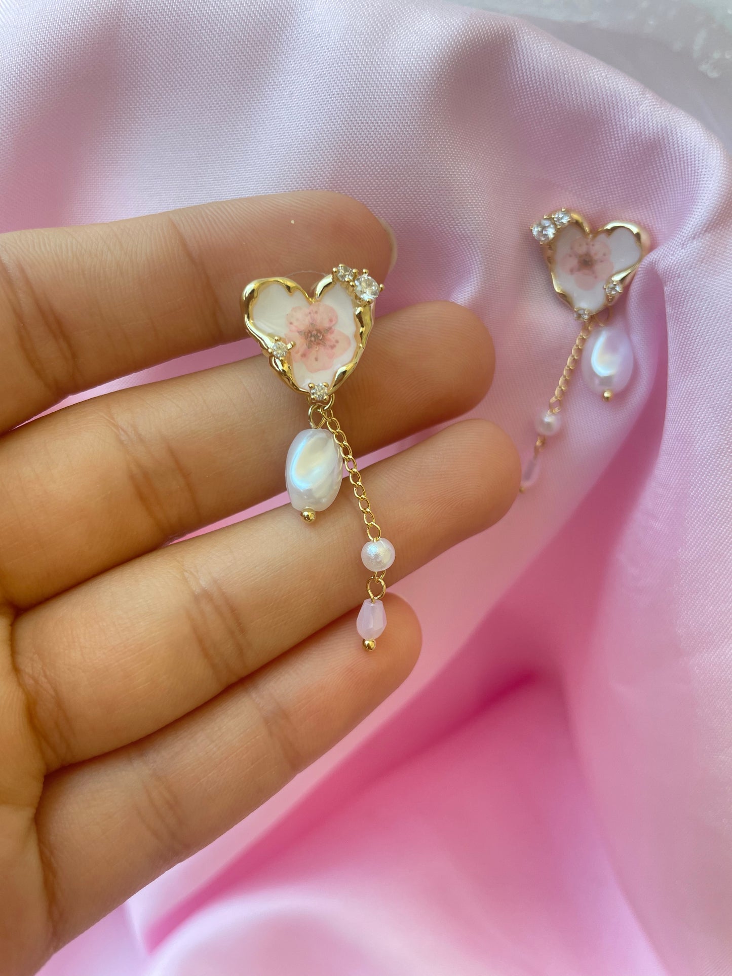 Coquette flower pearl earrings