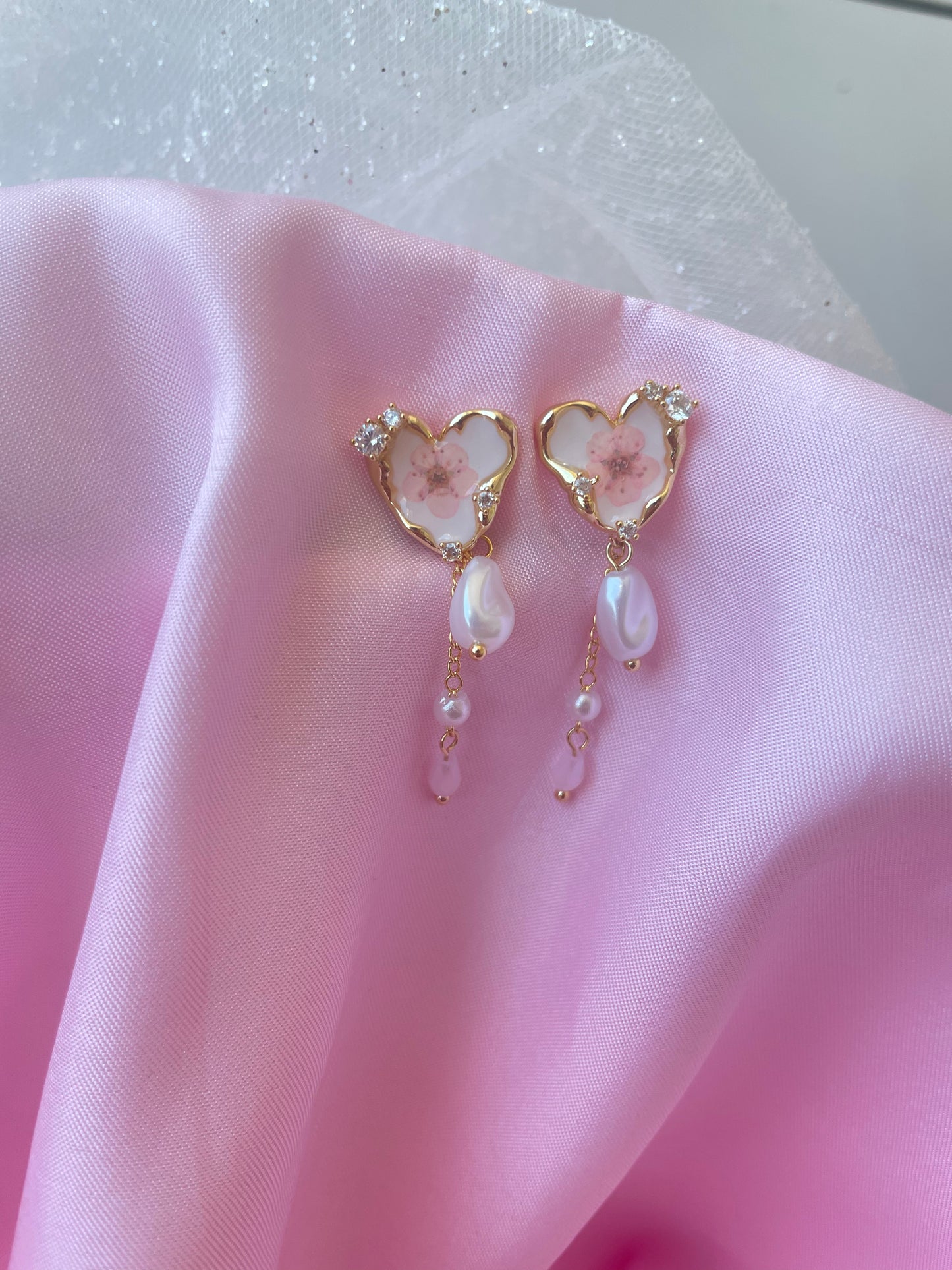 Coquette flower pearl earrings