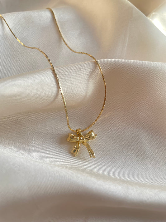 Golden Bow Necklace